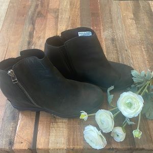 Sorel Joan of Ark wedge ankle boots